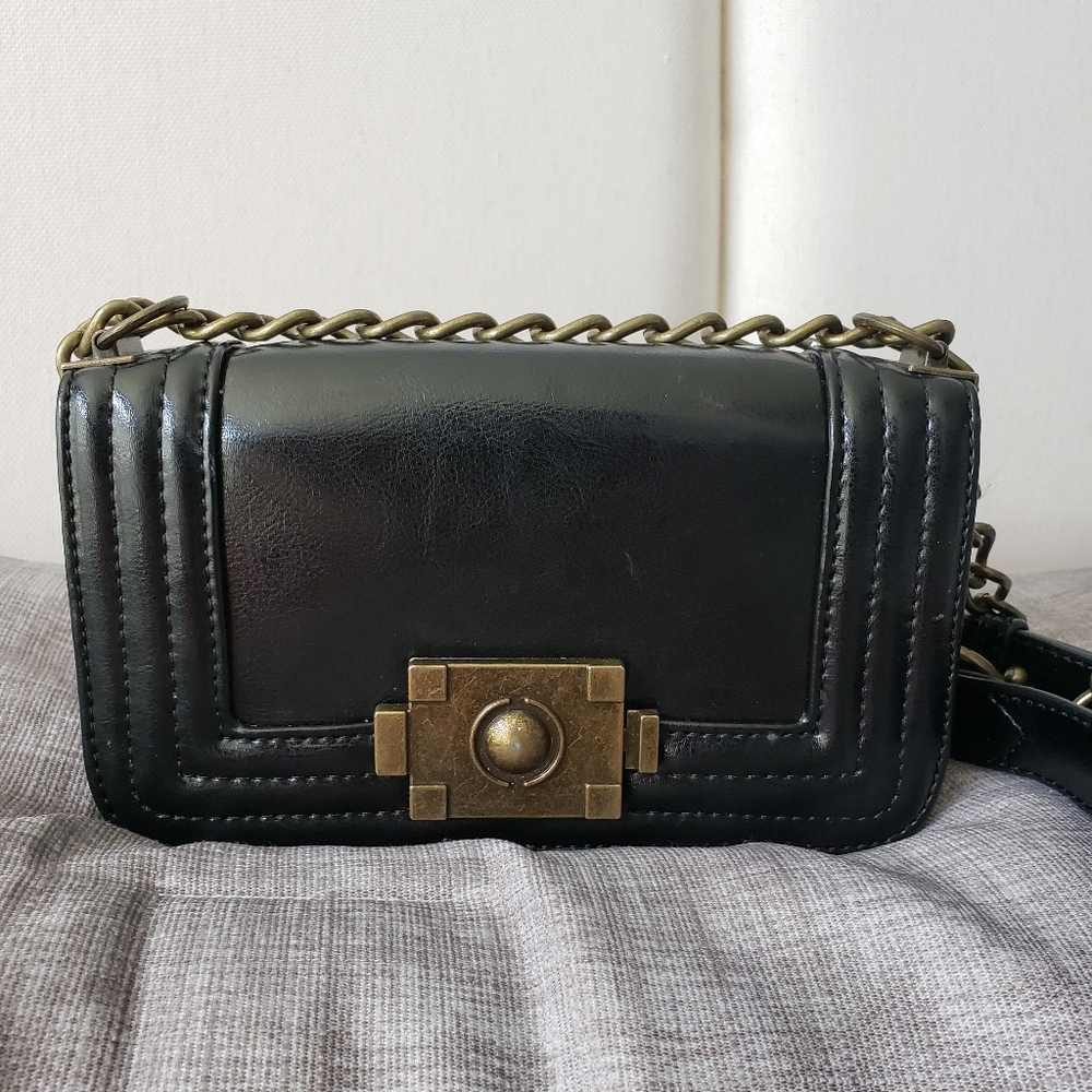 Crossbody bag